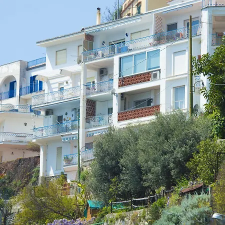 Relais San Basilio Convento Tatil Evi